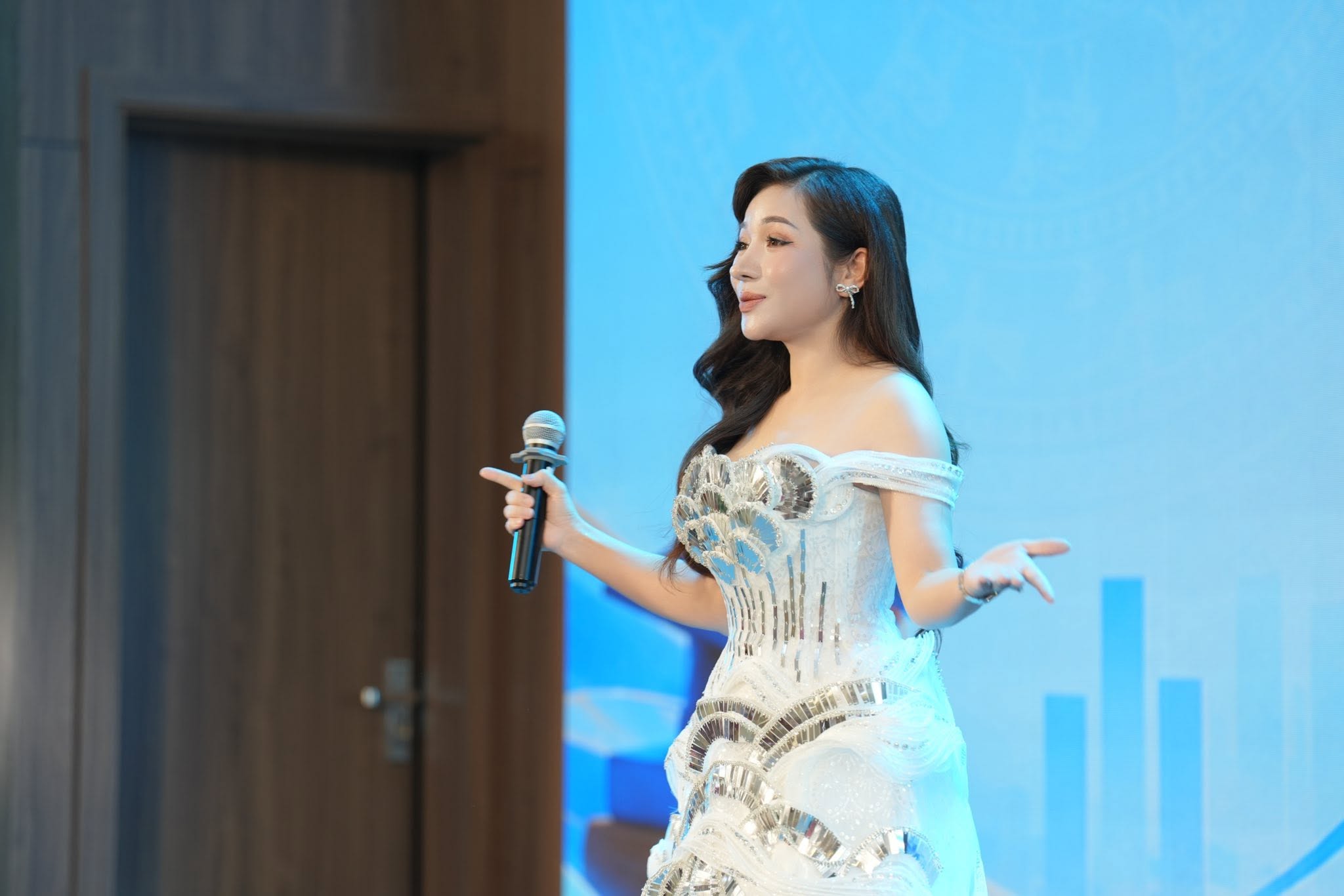 Dịch vụ Ca sĩ/ Vũ đoàn sự kiện